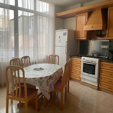Luxury Duplex in Yerevan Center Buitenkant foto