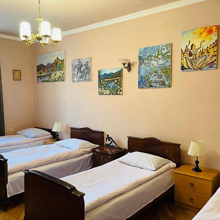 Luxury Duplex in Yerevan Center Buitenkant foto