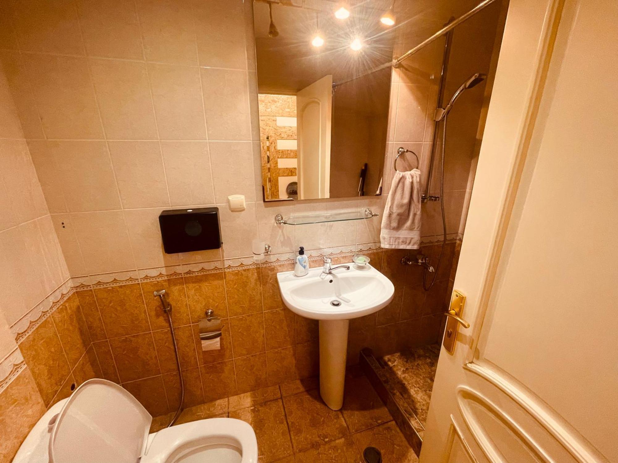 Luxury Duplex in Yerevan Center Buitenkant foto