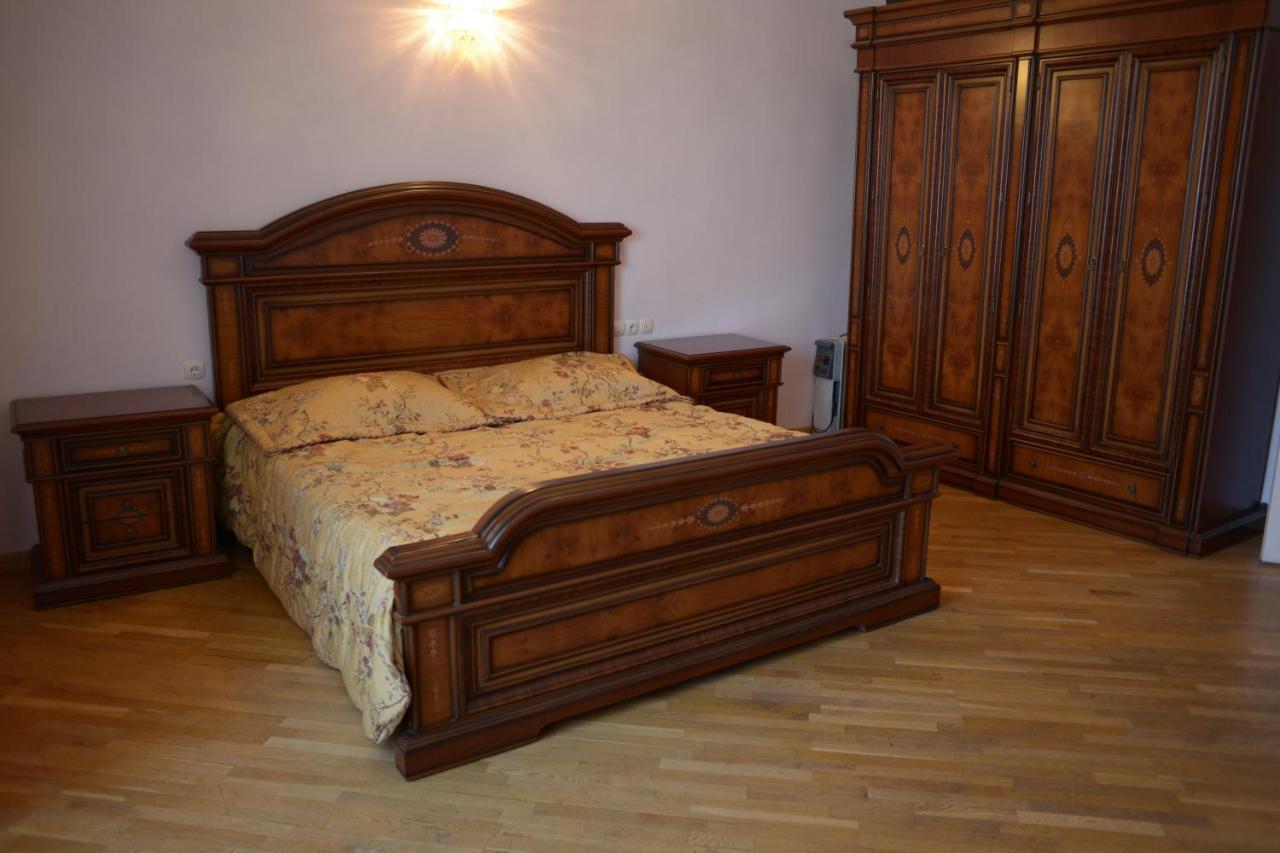 Luxury Duplex in Yerevan Center Buitenkant foto