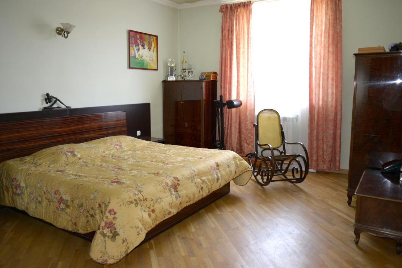 Luxury Duplex in Yerevan Center Buitenkant foto