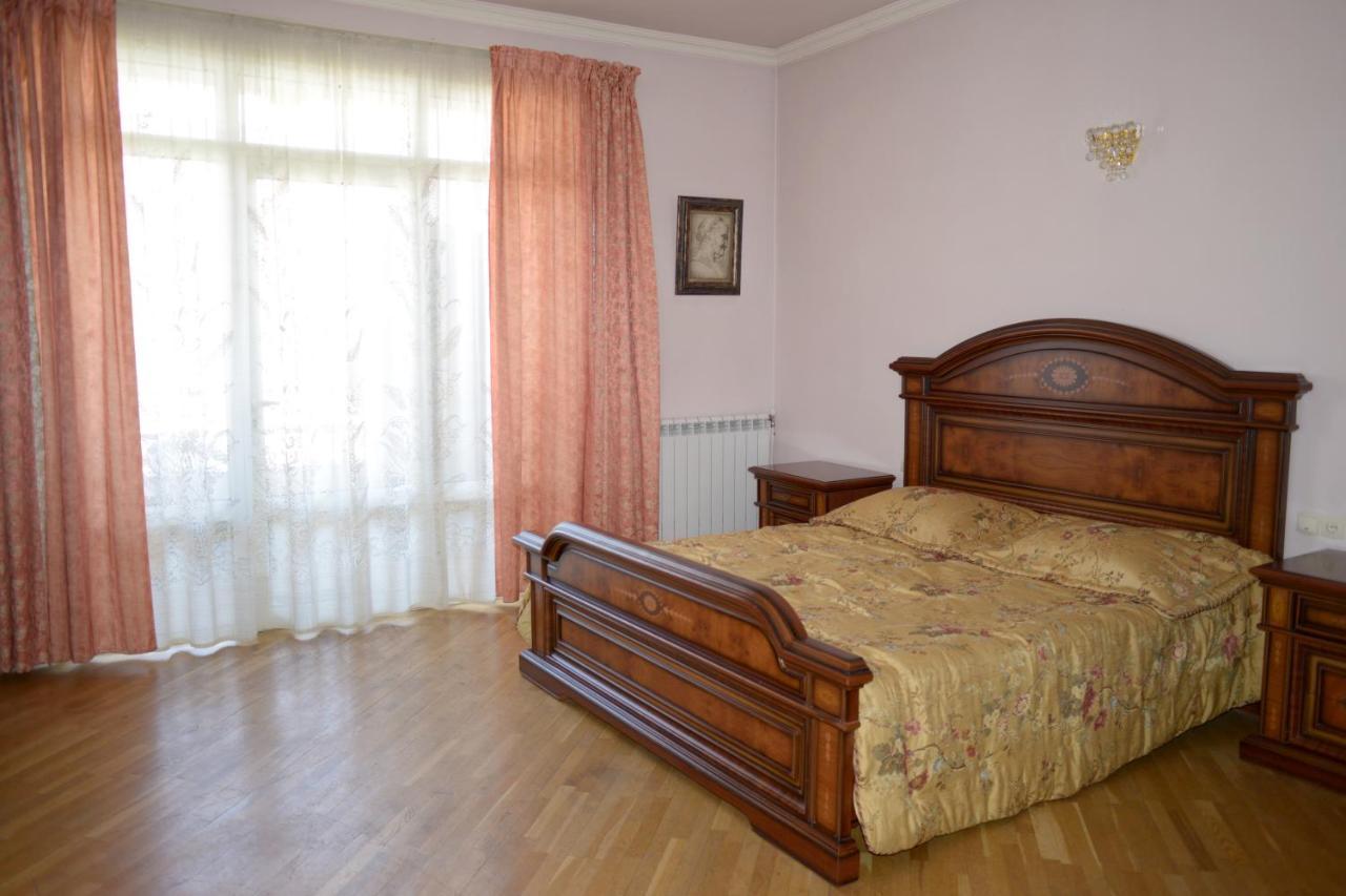 Luxury Duplex in Yerevan Center Buitenkant foto