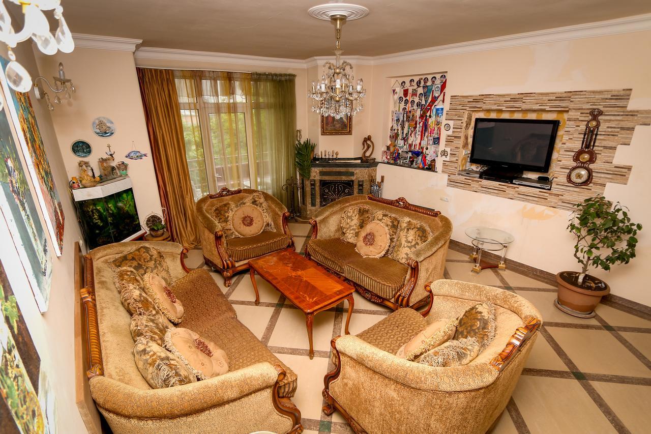 Luxury Duplex in Yerevan Center Buitenkant foto